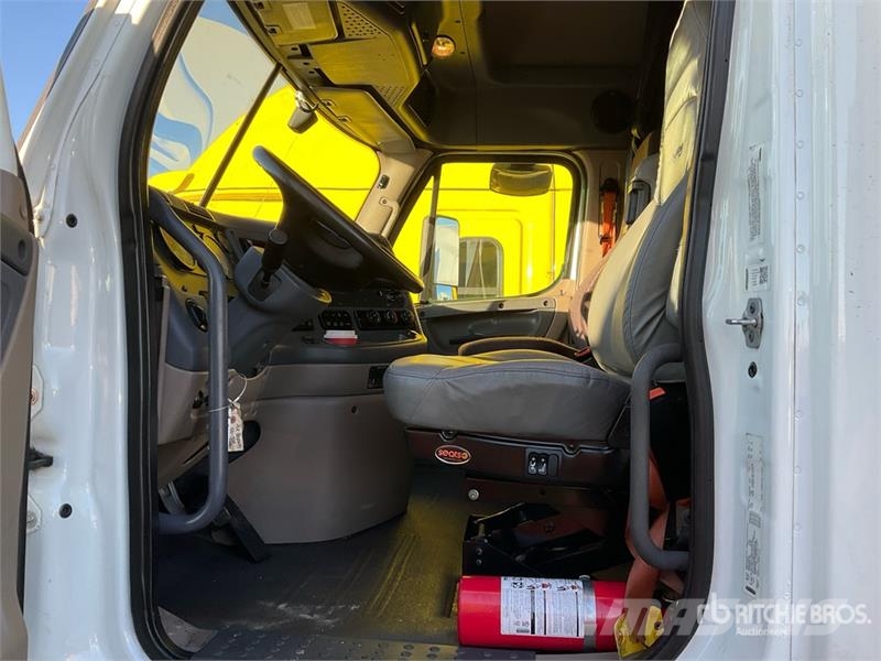 Freightliner Cascadia 113 Sattelzugmaschinen