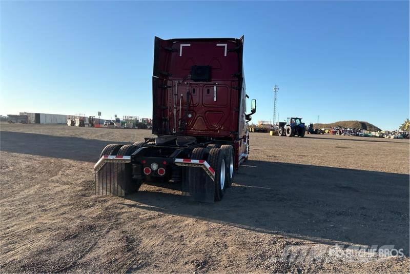 Freightliner Cascadia 126 Trekkers