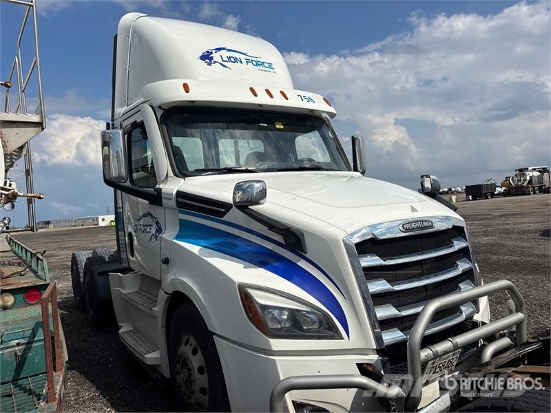 Freightliner Cascadia 126 Tractores (camiões)
