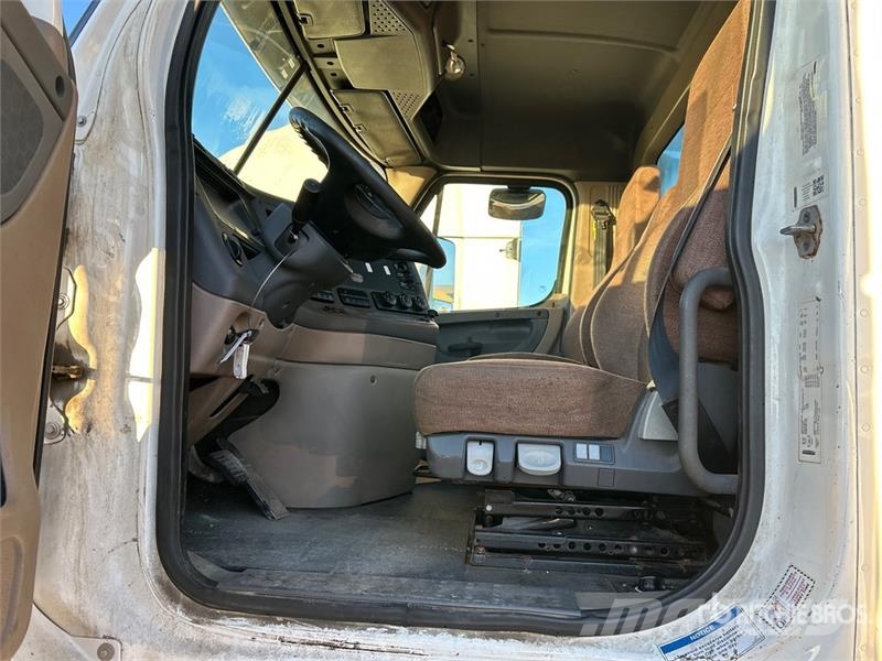Freightliner Cascadia 113 Vlačilci