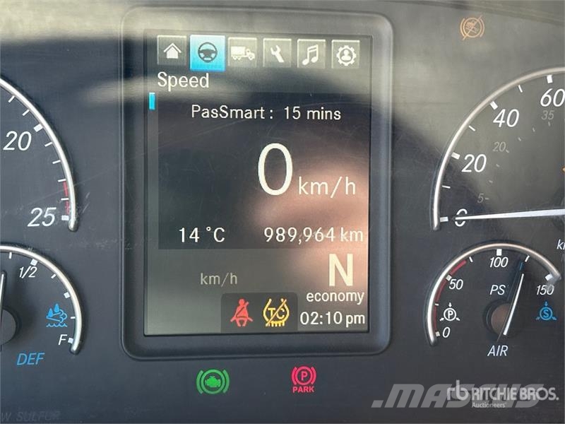 Freightliner Cascadia 126 وحدات الجر