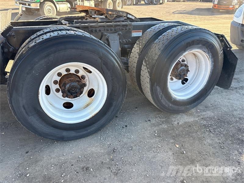 Freightliner Cascadia 126 Sattelzugmaschinen