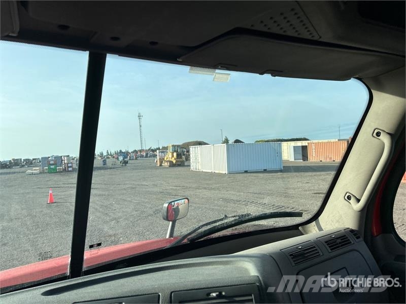 Freightliner Cascadia 125 Седельные тягачи
