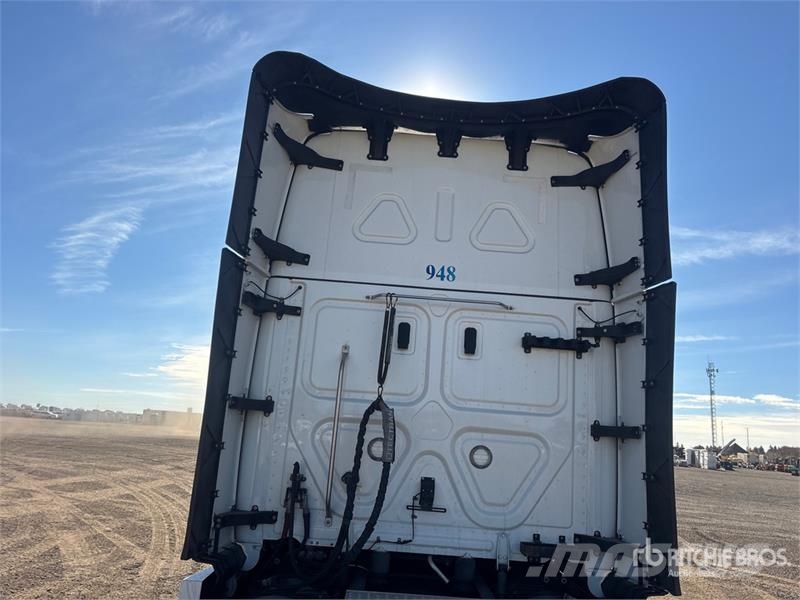 Freightliner Cascadia 126 Sattelzugmaschinen