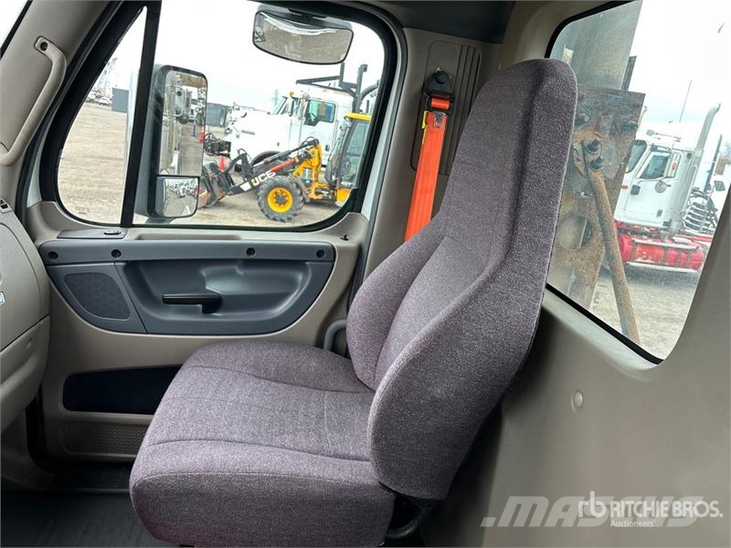 Freightliner Cascadia 125 Седельные тягачи