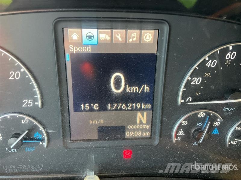 Freightliner Cascadia 126 6x4 T/A Sleeper Truck Tractor Motrici e Trattori Stradali
