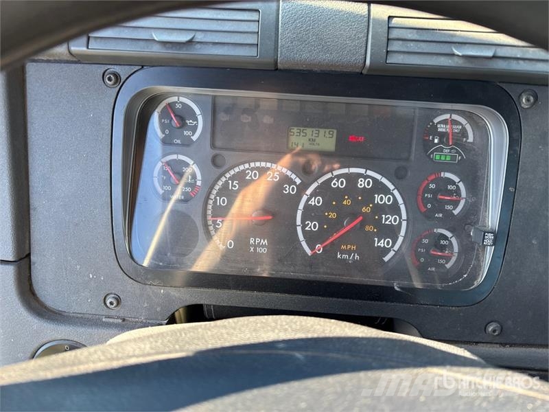 Freightliner Cascadia 125 وحدات الجر