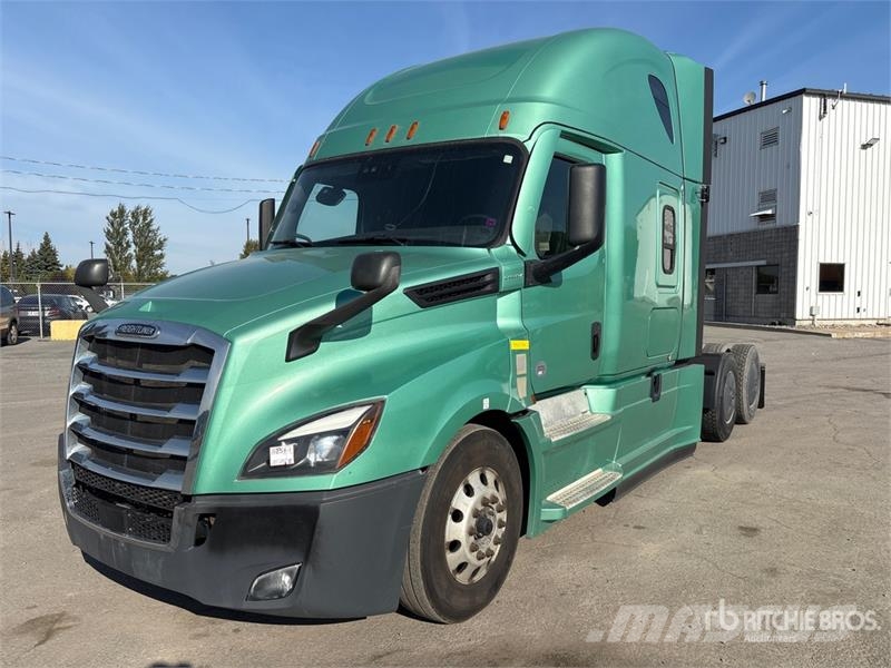 Freightliner Cascadia 126 T/A Sleeper Truck Tractor Sattelzugmaschinen
