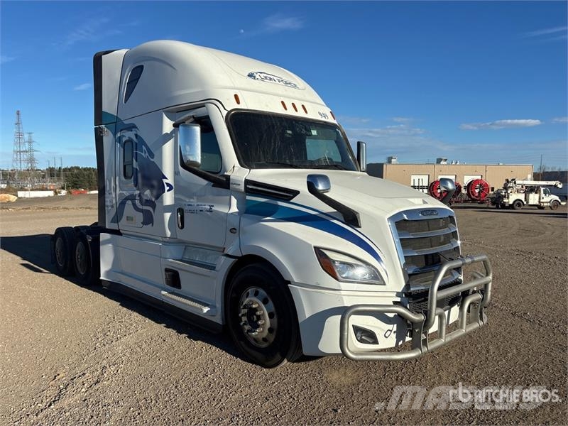 Freightliner Cascadia 126 وحدات الجر