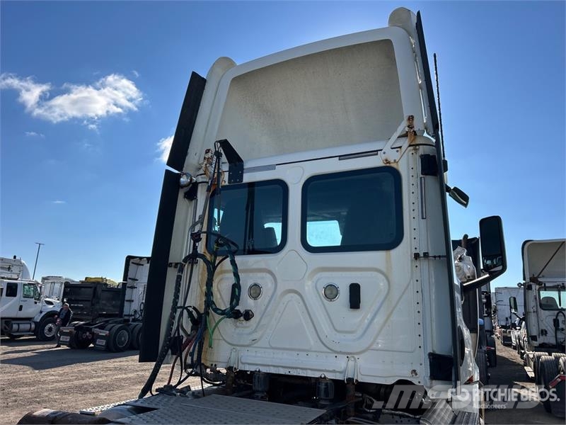 Freightliner Cascadia 126 Sattelzugmaschinen