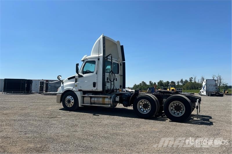 Freightliner Cascadia 126 Prime Movers