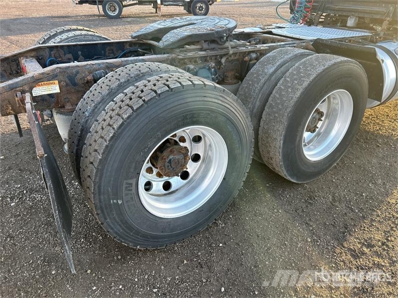 Freightliner Cascadia 125 Truck Tractor Units