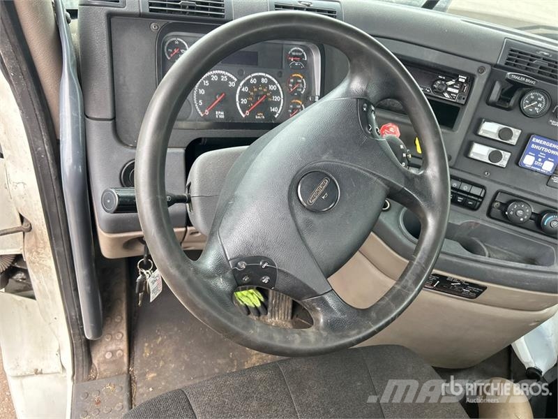 Freightliner Cascadia 125 Тягачі