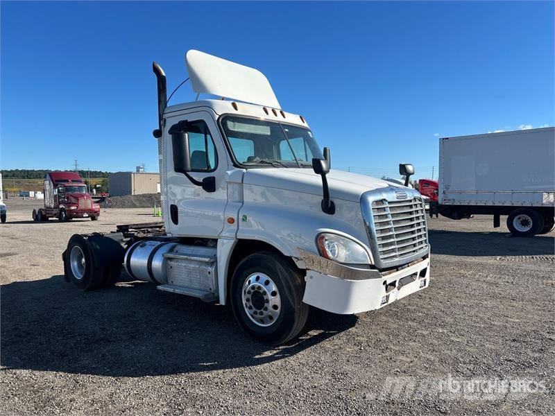 Freightliner Cascadia 125 Vetopöytäautot