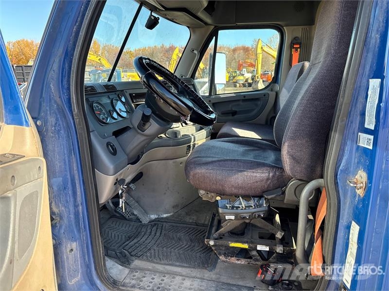 Freightliner Cascadia 113 Sattelzugmaschinen