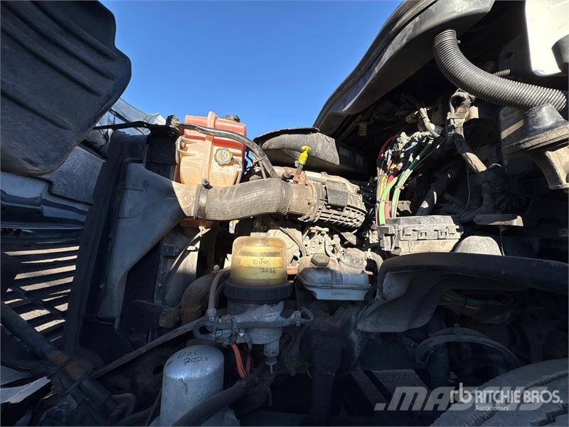 Freightliner Cascadia 113 وحدات الجر