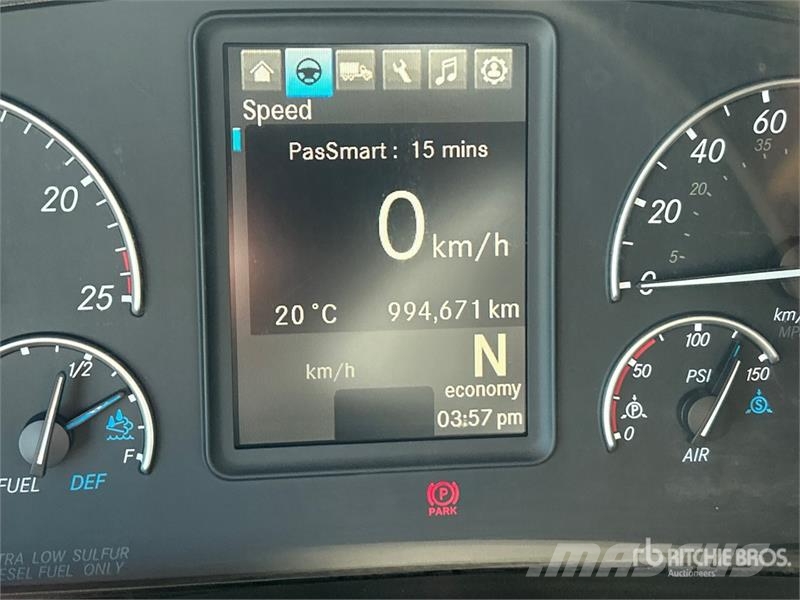 Freightliner Cascadia 126 Trekkers