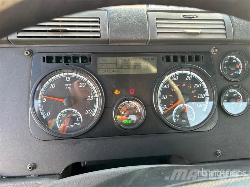 Freightliner Cascadia 125 Тягачі