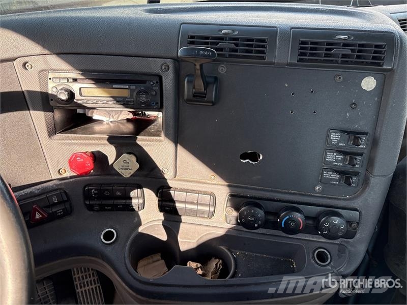 Freightliner Cascadia 125 Truck Tractor Units