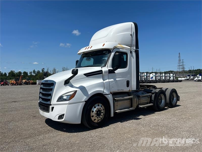 Freightliner Cascadia 126 Tractor Units