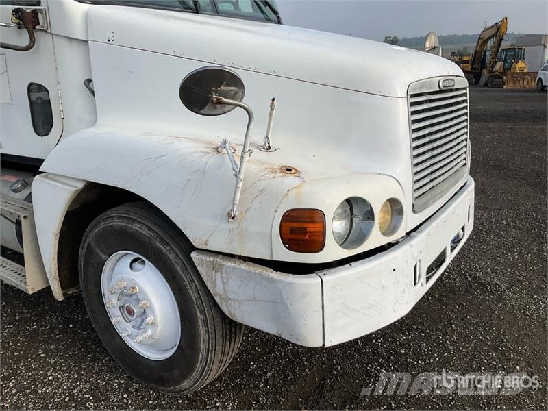 Freightliner Century Class CST120 Tractor Units