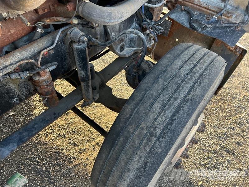 Freightliner Classic 120 Седельные тягачи