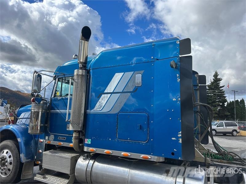 Freightliner Classic 120 وحدات الجر