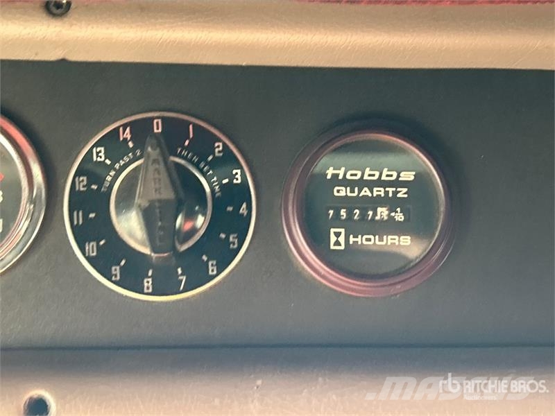 Freightliner Classic 120 Седельные тягачи