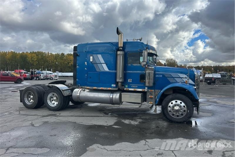 Freightliner Classic 120 وحدات الجر