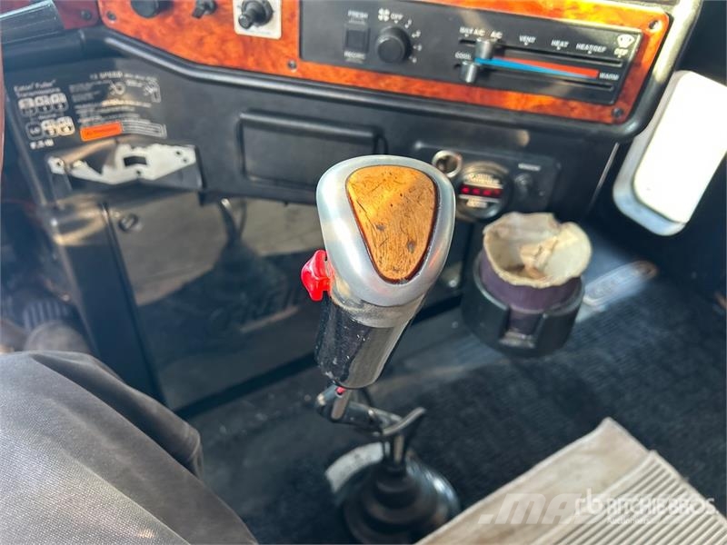 Freightliner Classic 120 Седельные тягачи