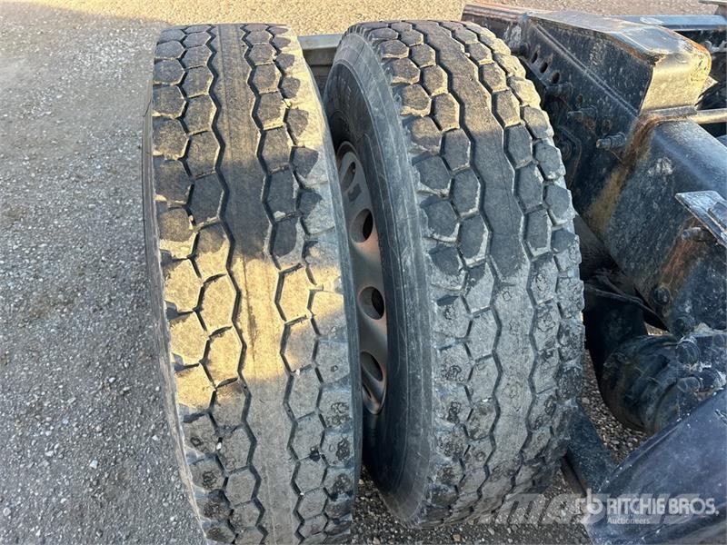 Freightliner Classic 120 Седельные тягачи