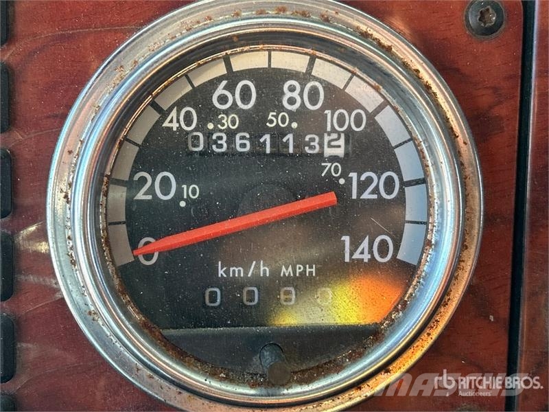 Freightliner Classic 120 Седельные тягачи