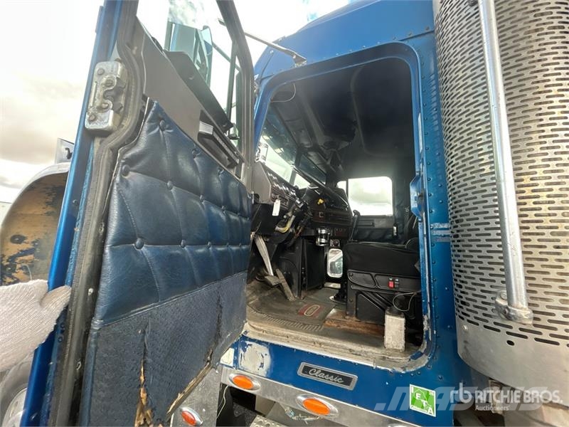 Freightliner Classic 120 Tegljači