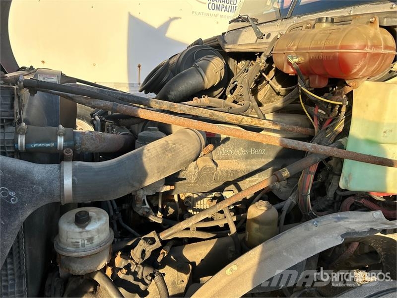 Freightliner Columbia 120 6x4 T/A Sleeper Truck Tractor Седельные тягачи