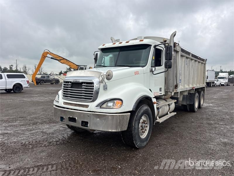 Freightliner Columbia 120 6x4 T/A Dump Truck Tippbil