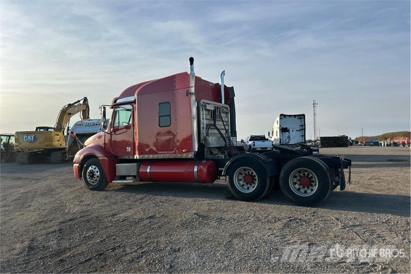 Freightliner Columbia 120 6x4 T/A Sleeper Truck Tractor Седельные тягачи