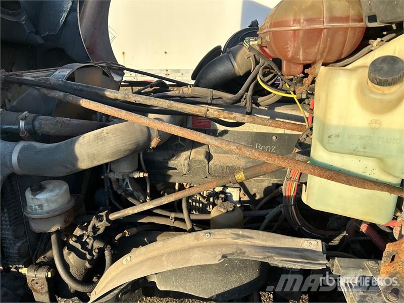 Freightliner Columbia 120 6x4 T/A Sleeper Truck Tractor Седельные тягачи