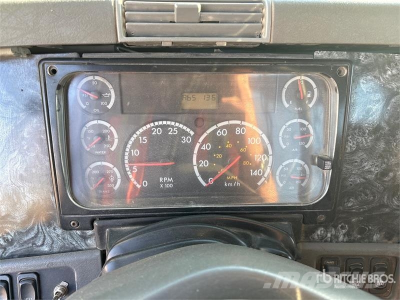Freightliner Columbia 120 6x4 T/A Day Cab Truck Tractor Naudoti vilkikai
