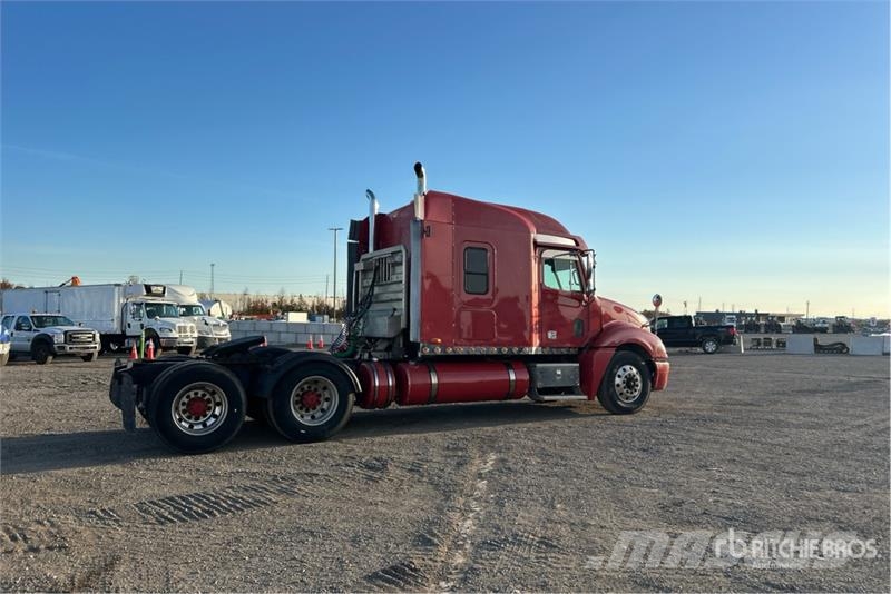 Freightliner Columbia 120 6x4 T/A Sleeper Truck Tractor Седельные тягачи