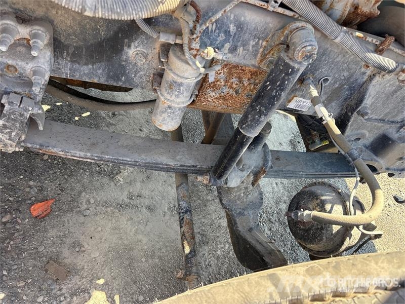 Freightliner Coronado 6x4 T/A Sleeper Truck Tractor (Inoperable Trekkers