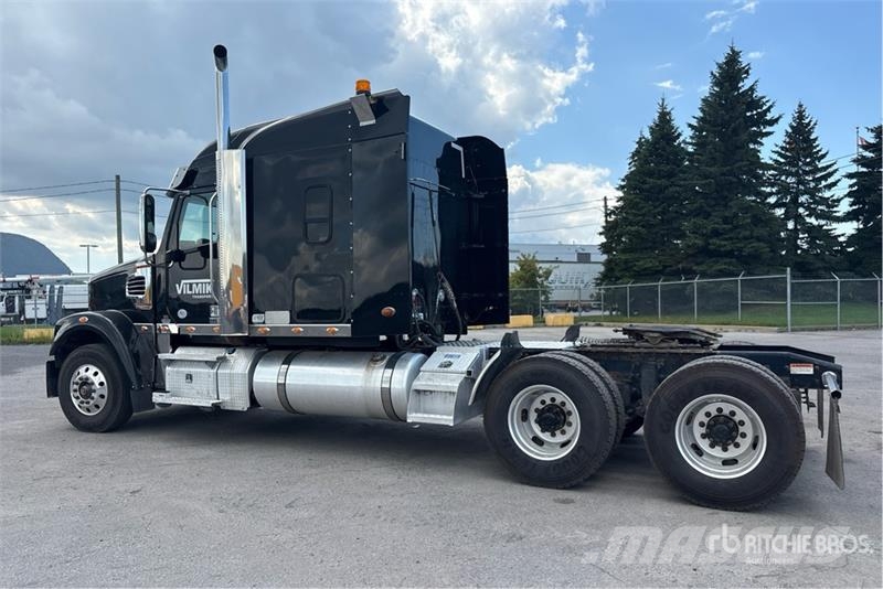 Freightliner Coronado 122SD Sattelzugmaschinen