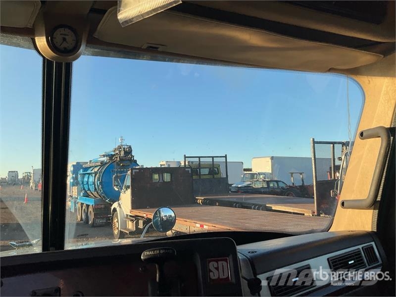 Freightliner Coronado SD122 6x4 T/A Sleeper Truck Tractor Sattelzugmaschinen