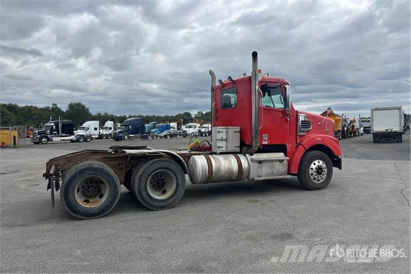 Freightliner Coronado 122 Седельные тягачи