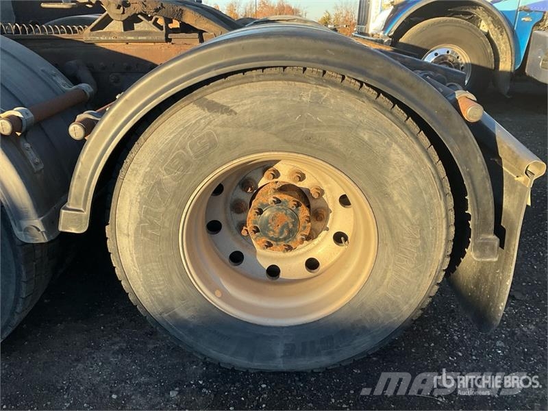 Freightliner Coronado SD122 6x4 T/A Sleeper Truck Tractor Sattelzugmaschinen