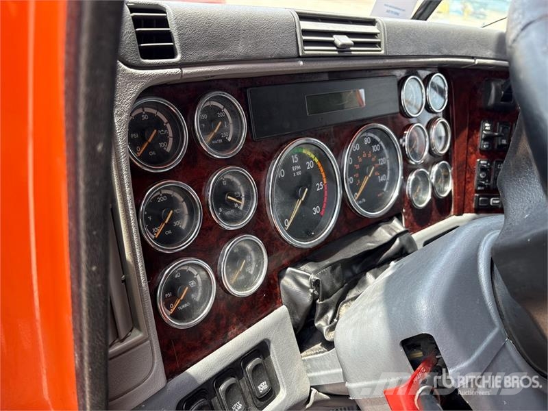 Freightliner Coronado 6x4 T/A Sleeper Truck Tractor (Inoperable Trekkers