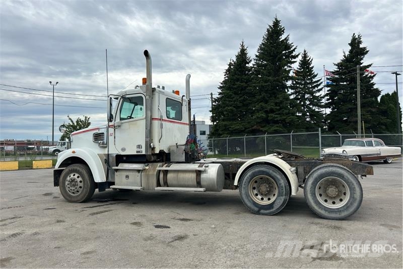 Freightliner Coronado 122SD Nyergesvontatók