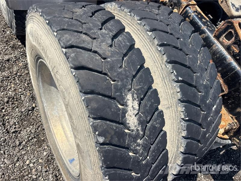 Freightliner Coronado 6x4 T/A Sleeper Truck Tractor (Inoperable Sadulveokid