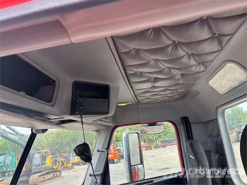 Freightliner Coronado 122 Trekkvogner