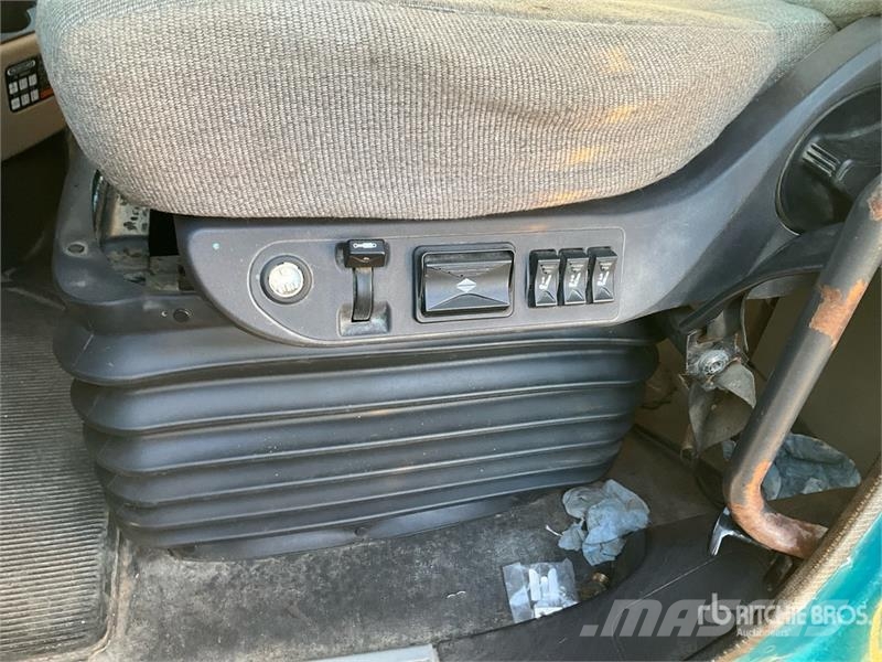 Freightliner Coronado SD122 6x4 T/A Sleeper Truck Tractor Sattelzugmaschinen