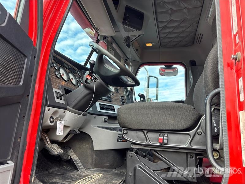 Freightliner Coronado 122 Седельные тягачи